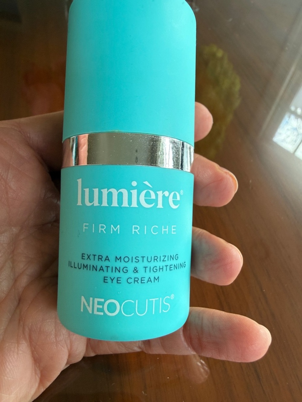 Lumière Firm Riche Eye Cream Turquoise with Silver Trim
